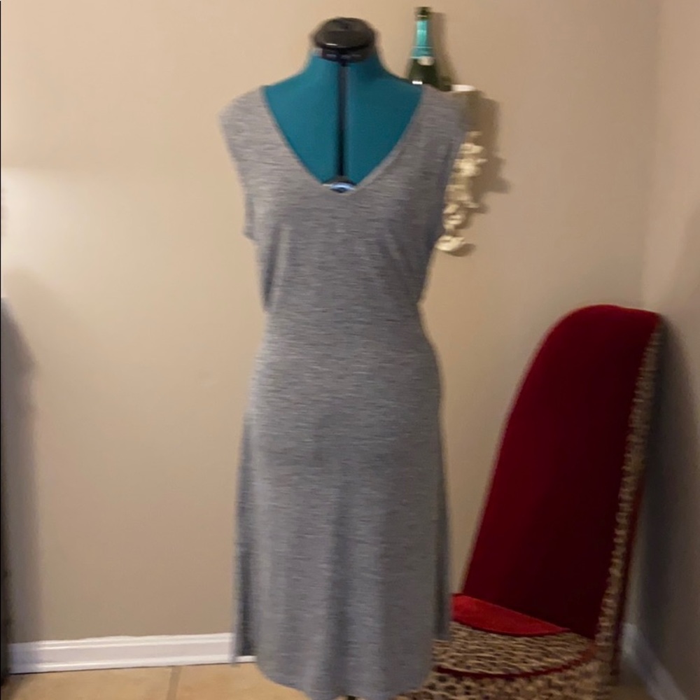 Forever 21 midi gray dress